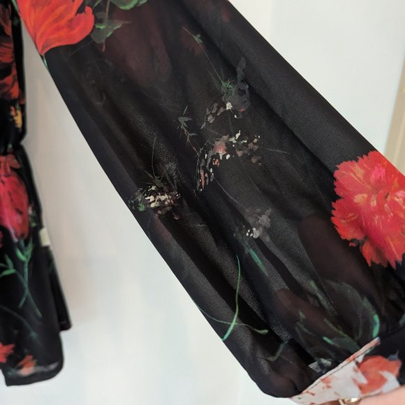 Express Long Sleeve Romper Size Small - Picture 3 of 3